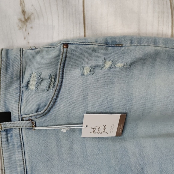 Lc Lauren Conrad Super HighRise Cut Off Button Fly Distressed Jean Shorts, 22W - Picture 4 of 13